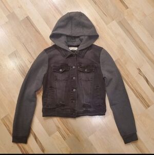 Ci Sono Black and Gray Hooded Jean Jacket Sz Small LIKE NEW